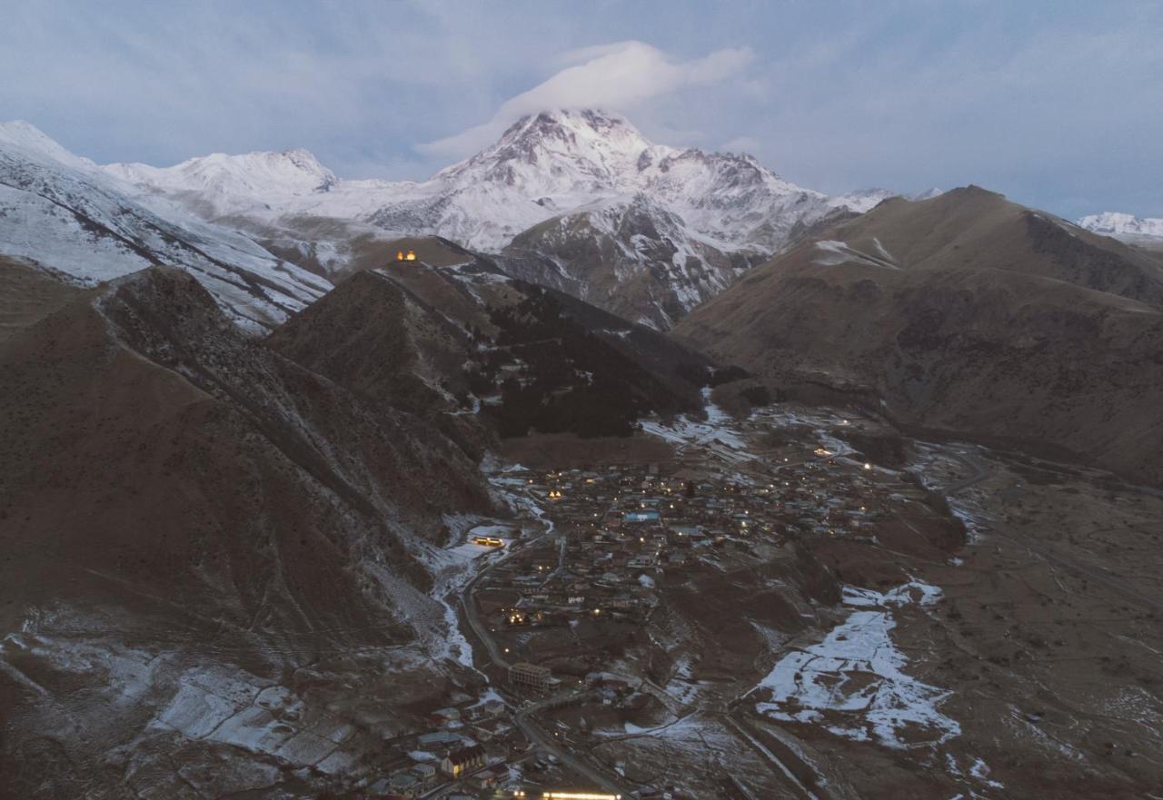 Landscapes Hotel Kazbegi Esterno foto